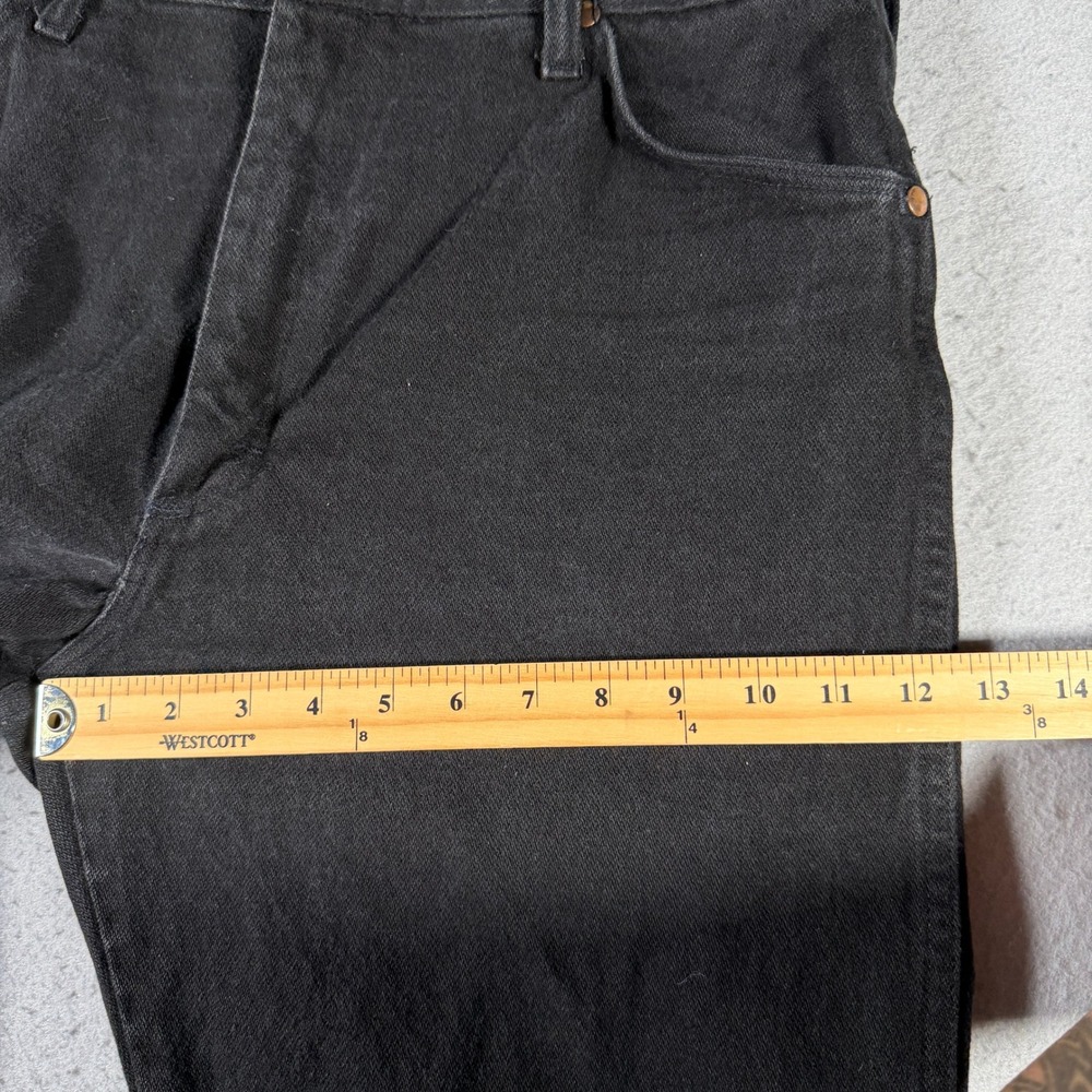 Vintage Wrangler Mens Straight Leg Black Denim Jeans Faded Wash 33x31 Cowboy Cut - Picture 8 of 13